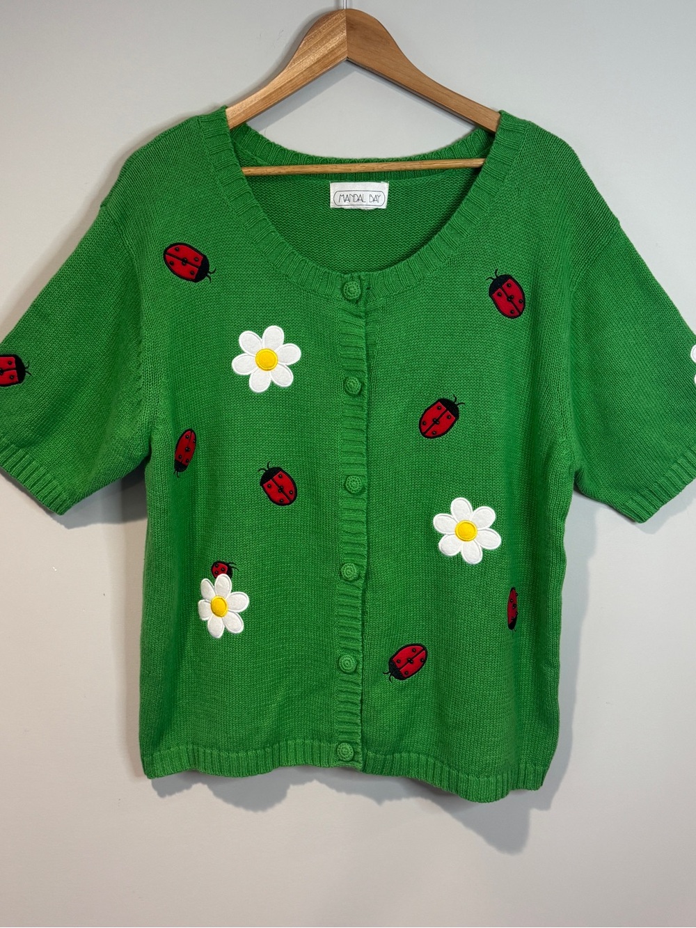 Mandal Bay Ladybug Daisy Applique Green Short Sleeve Cardigan Sweater Whimsy L